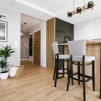 3D dekorativne lamele HRAST WOTAN, lesene letvice za stena ali strop (28x37 mm)