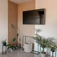 3D dekorativne lamele za stene in strop, lesena letev (naravni hrast) 16x28mm