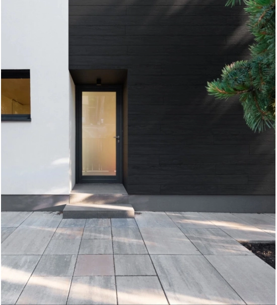 Fasadna obloga v roli, imitacija lesa, antracit, 260 cm x 18 cm x 0,3 cm (0,47 m²)