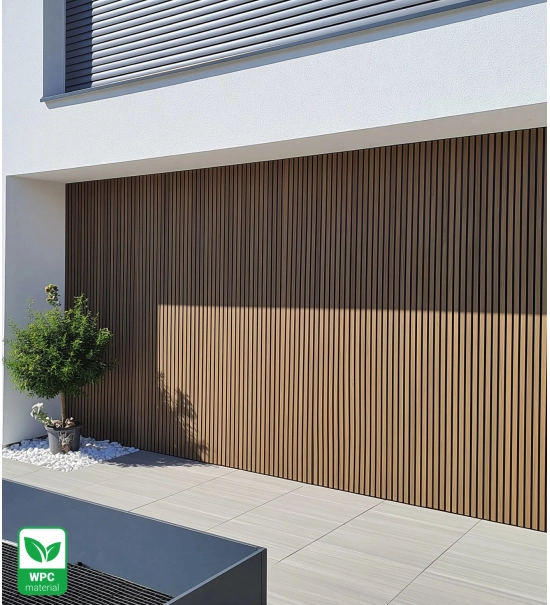 WPC fasadni panel TEAK/ČRNA, BRUŠENA tekstura, 219x2900 mm, dvobarvni (0,63 m²)