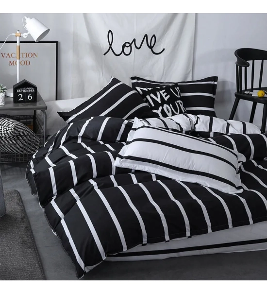 Posteljnina 160x200, 4 delna, črna z belimi črtami